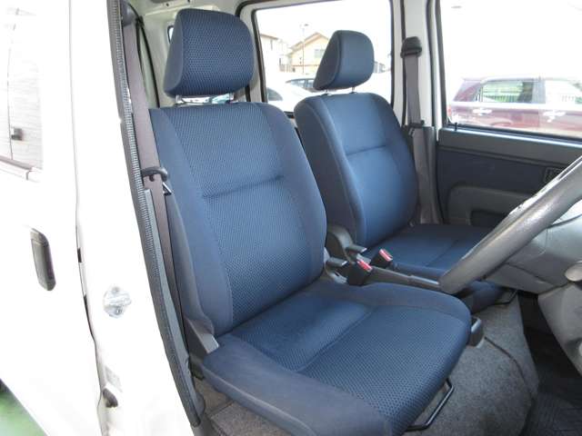 Daihatsu Hijet Cargo 9