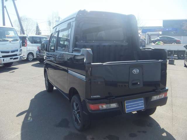 Daihatsu Hijet Deck Van 7