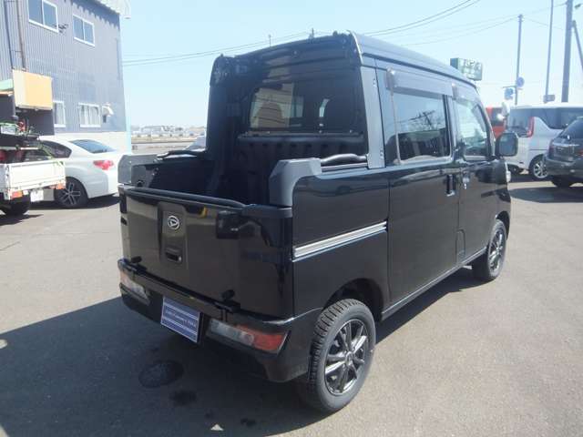 Daihatsu Hijet Deck Van 8