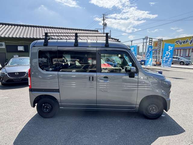Honda N-VAN 12