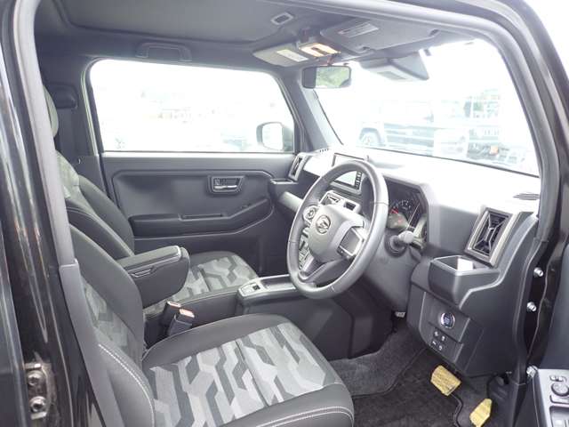 Daihatsu Taft 7