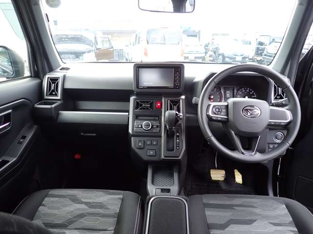 Daihatsu Taft 8