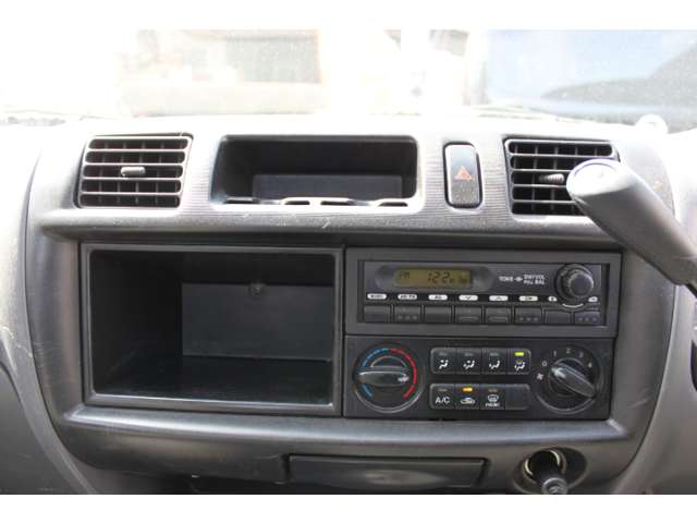 Mazda Bongo Truck 12