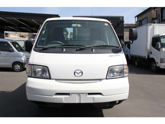 Mazda Bongo Truck 2