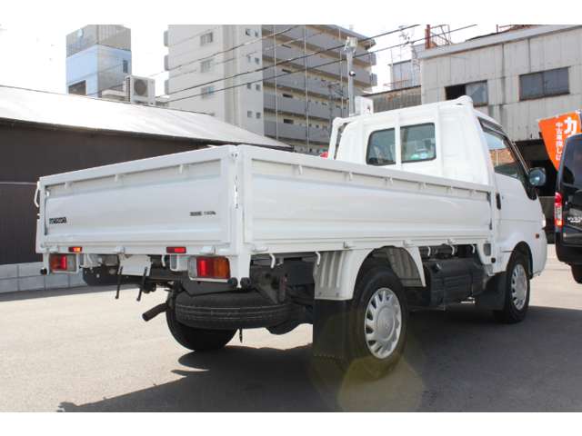 Mazda Bongo Truck 6