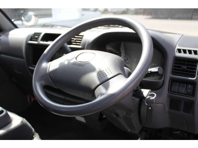 Mazda Bongo Truck 7