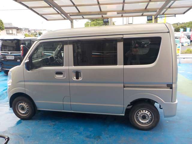 Nissan NV100 Clipper 12