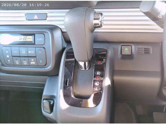 Honda N-VAN 11