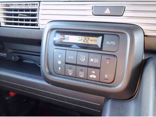 Honda N-VAN 10