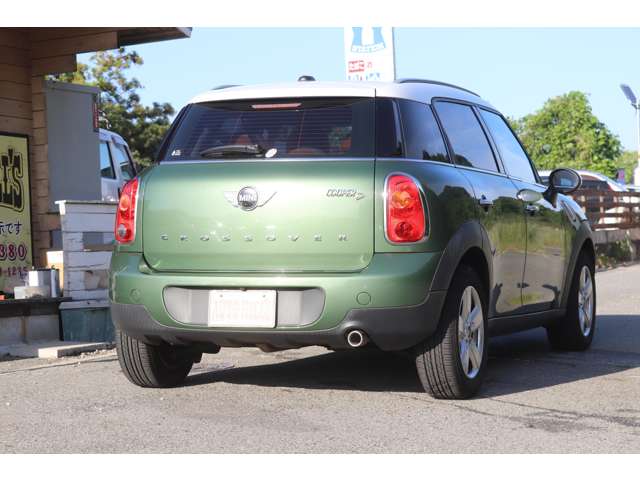 MINI Crossover 8