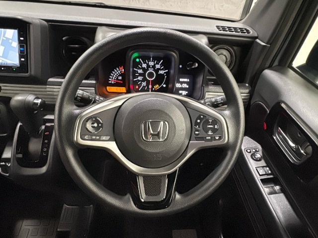 Honda N-VAN 8