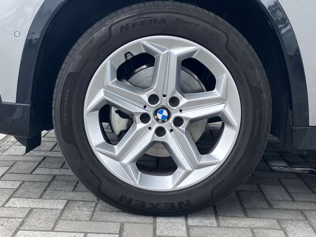 BMW X1 9