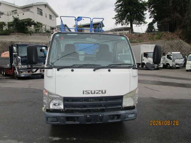 Isuzu Elf 2