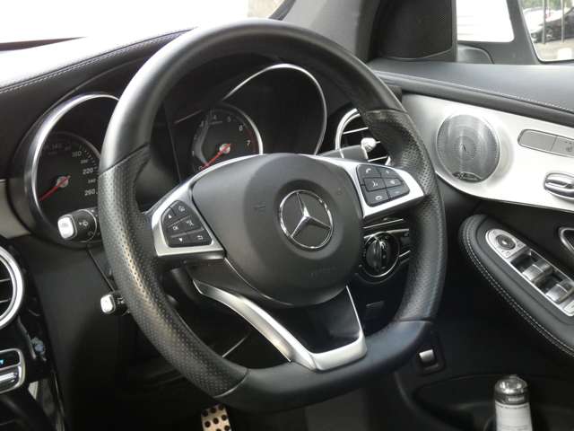 Mercedes-Benz GLC 11