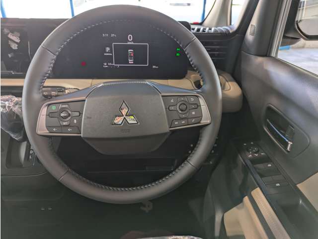 Mitsubishi Delica Mini 11