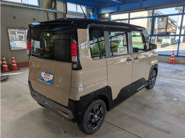 Mitsubishi Delica Mini 5