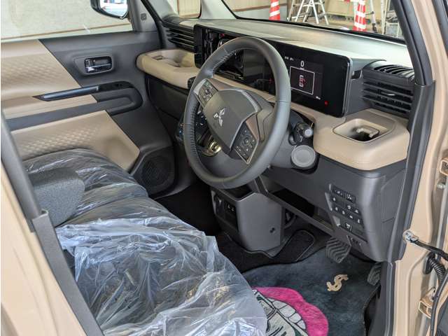 Mitsubishi Delica Mini 9