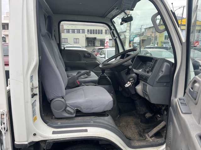 Isuzu Elf 11
