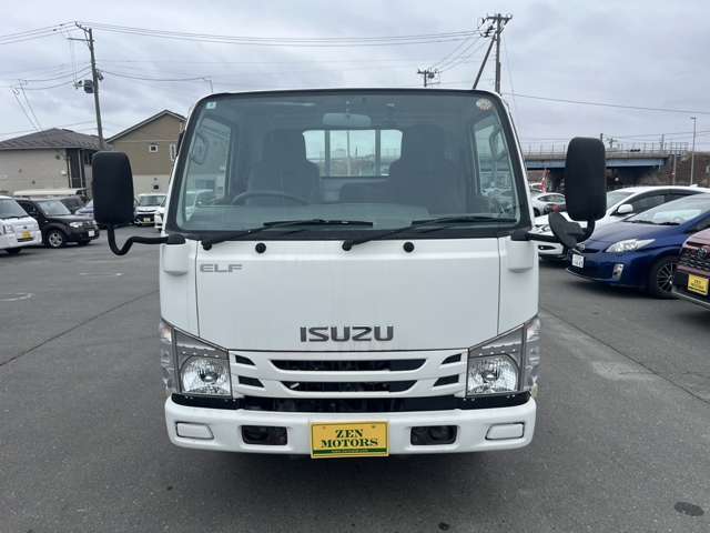 Isuzu Elf 2