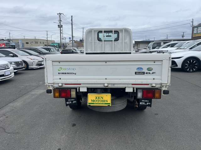 Isuzu Elf 8
