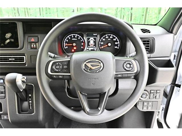 Daihatsu Atrai 4