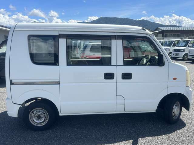 Suzuki Every 9