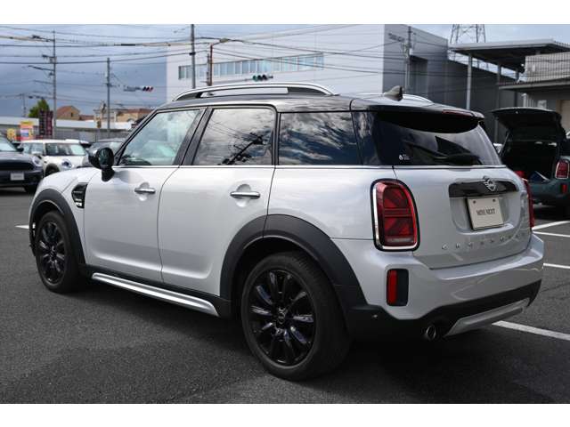 MINI Crossover 11