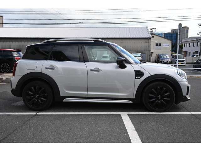 MINI Crossover 8