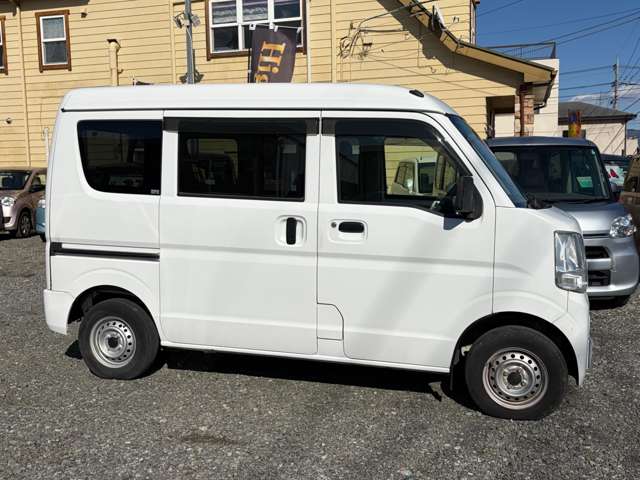 Nissan NV100 Clipper 6