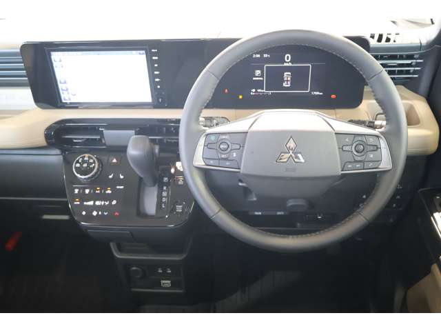 Mitsubishi Delica Mini 3