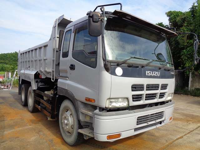 Isuzu Giga 2