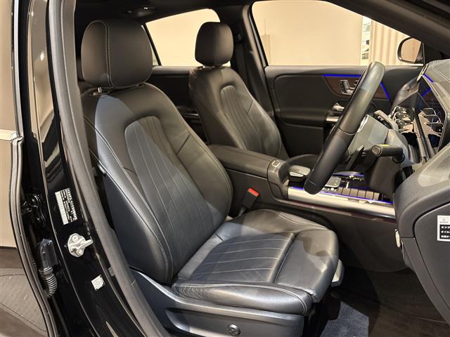 Mercedes-Benz GLA-Class 6