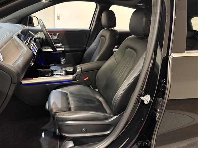 Mercedes-Benz GLA-Class 7