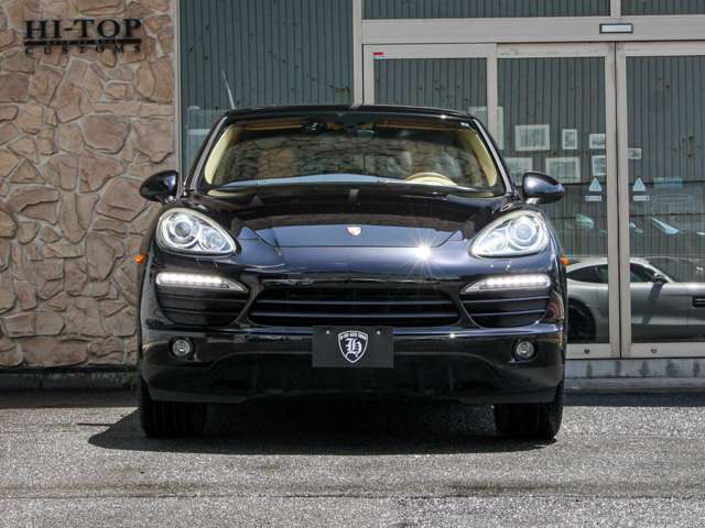 Porsche Cayenne 2