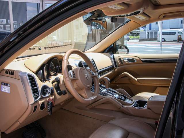 Porsche Cayenne 5