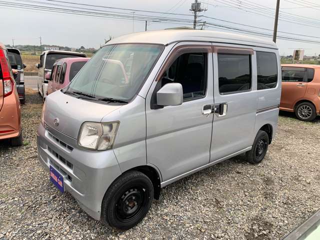 Daihatsu Hijet Cargo 11