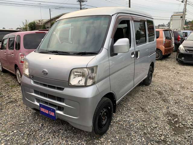 Daihatsu Hijet Cargo 3