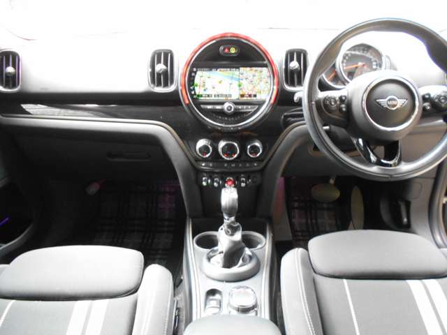 MINI Crossover 4