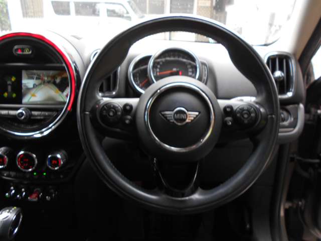 MINI Crossover 5