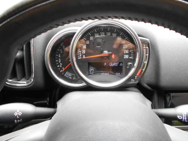 MINI Crossover 6