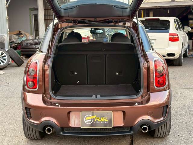 MINI Crossover 11