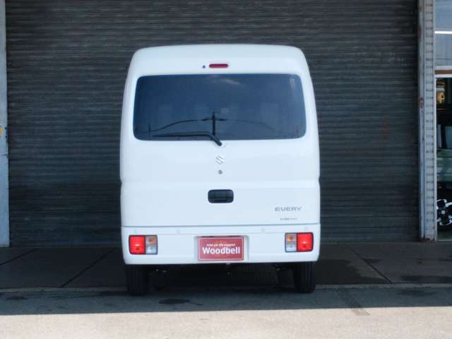 Suzuki Every 8