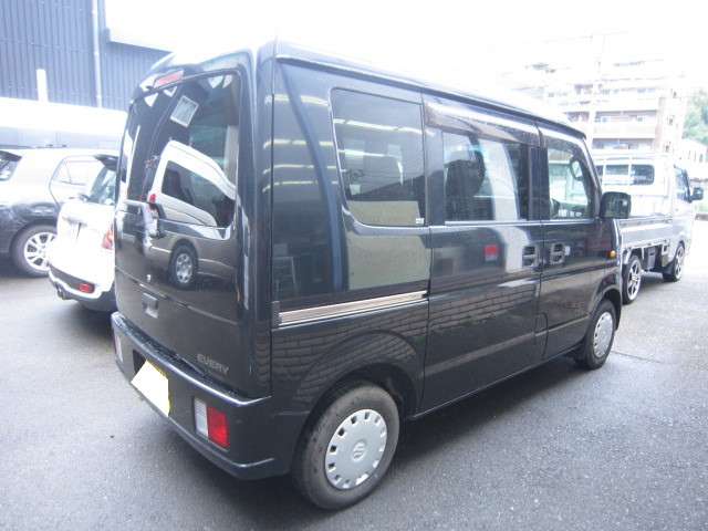 Suzuki Every 4