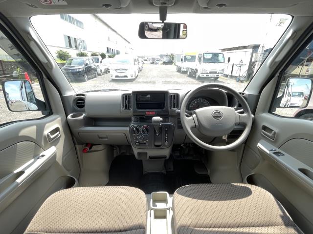 Nissan NV100 Clipper 5