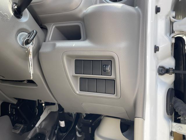 Nissan NV100 Clipper 8