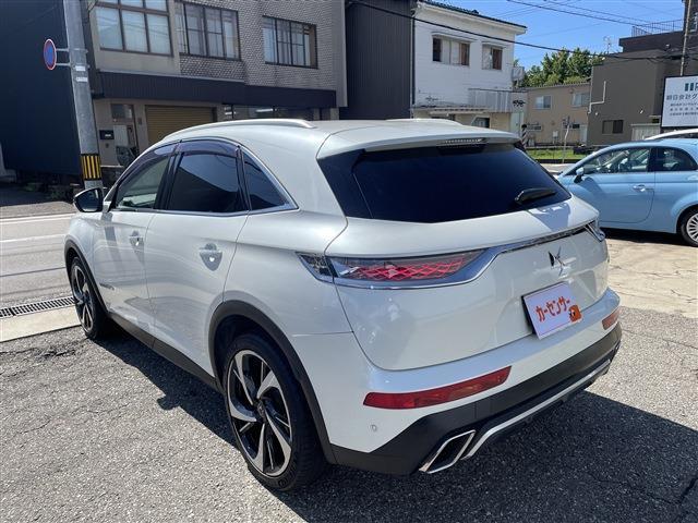 DS Automobiles DS 7 Crossback 9