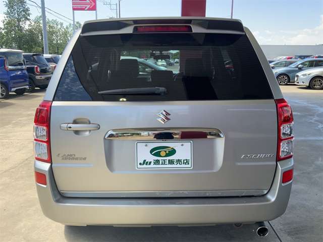 Suzuki Escudo 9