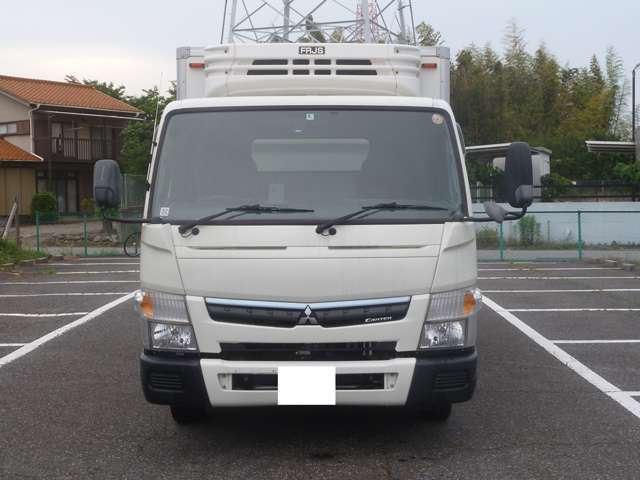 Mitsubishi Fuso Canter 2
