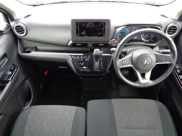 Mitsubishi eK X 4