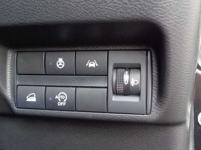 Mitsubishi eK X 10